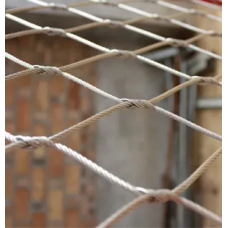 Сетка нержавеющая тросовая с узловым креплением и ромбической ячейкой Н2 7х7 AISI 304 50х87х2 мм